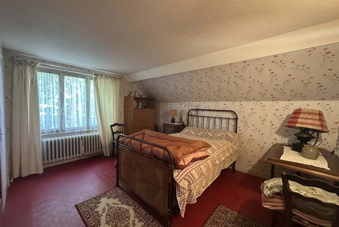 Belle maison familiale à Chauffailles avec grand terrain et dépendances 