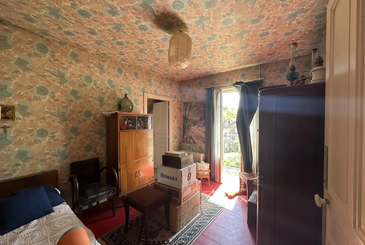 Belle maison familiale à Chauffailles avec grand terrain et dépendances 