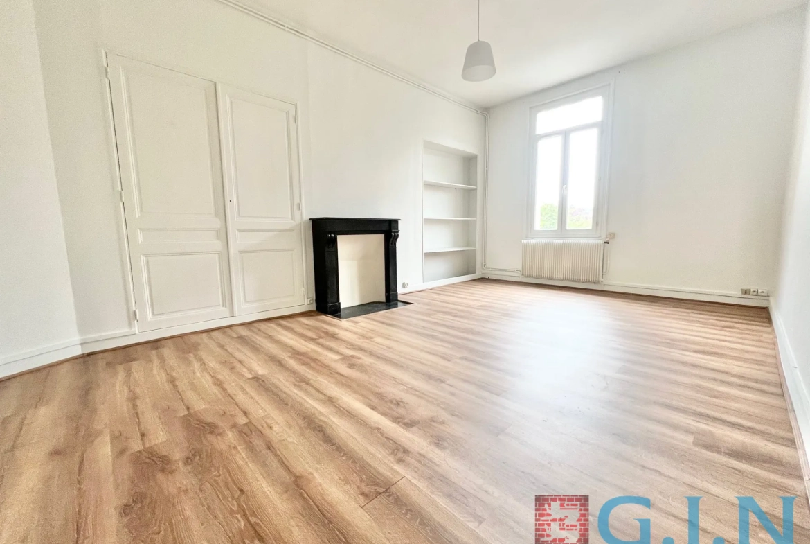 Appartement T1 lumineux de 37,30 m² à vendre à Rouen, secteur Place Saint-Marc 