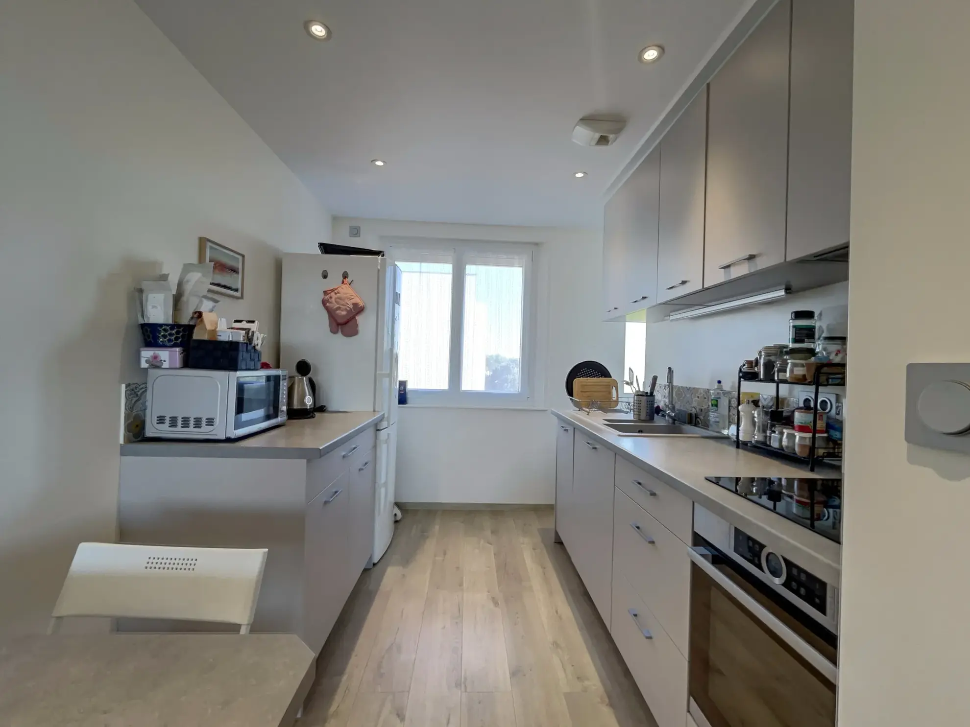 Appartement de 66 m² à Guilherand-Granges avec balcon et garage 