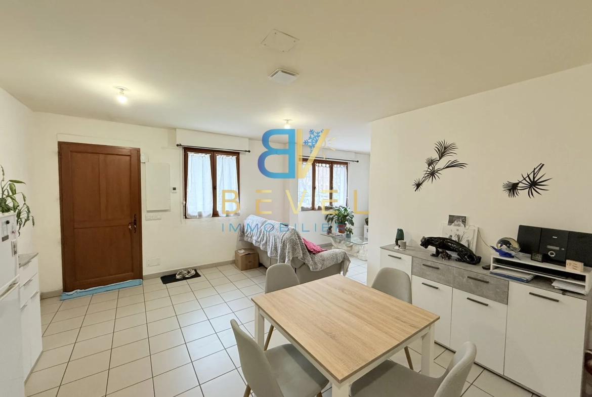 Appartement T3 rénové à Saint-Jean de Maurienne, idéal investissement ou résidence principale 