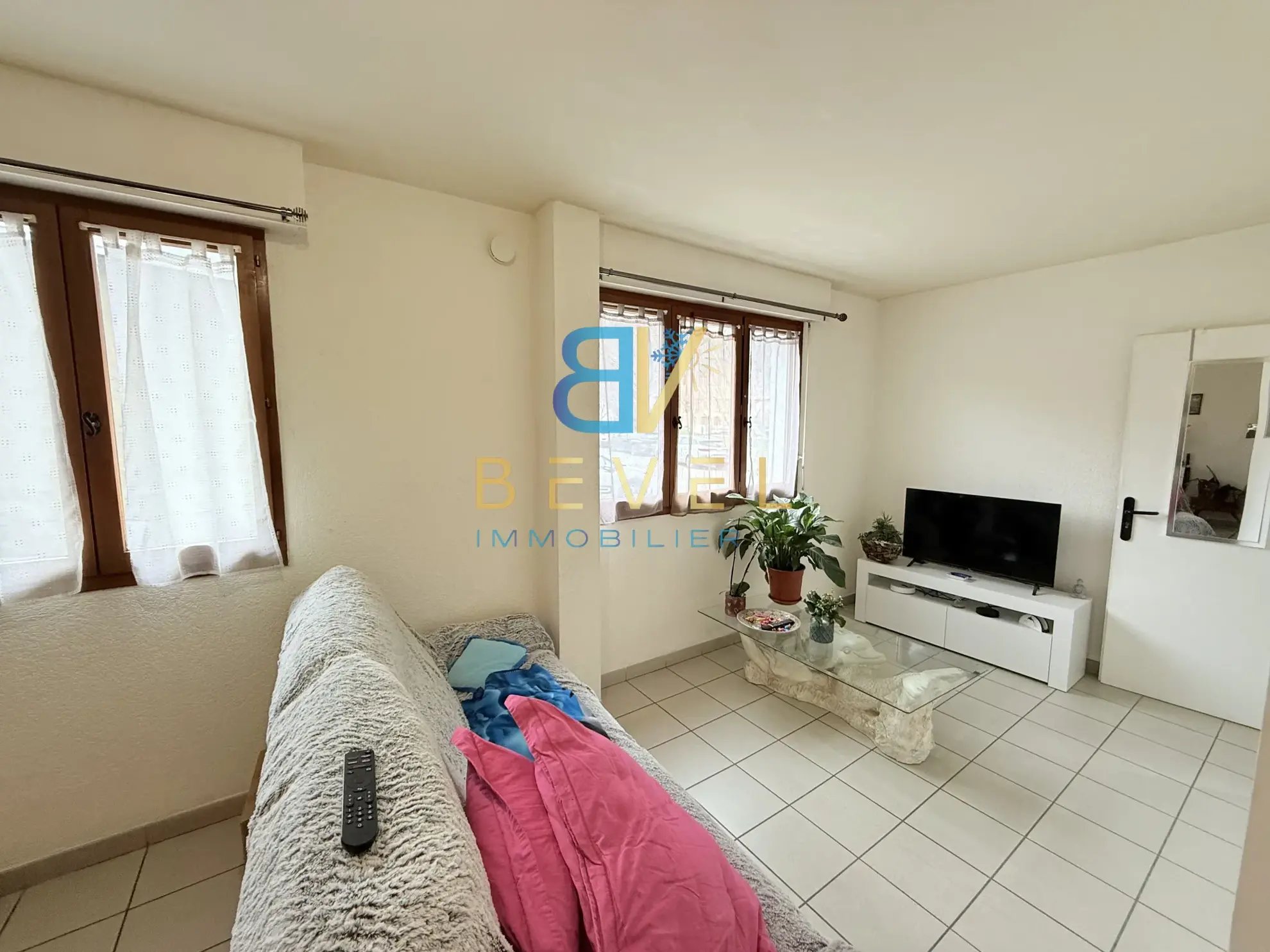 Appartement T3 rénové à Saint-Jean de Maurienne, idéal investissement ou résidence principale 