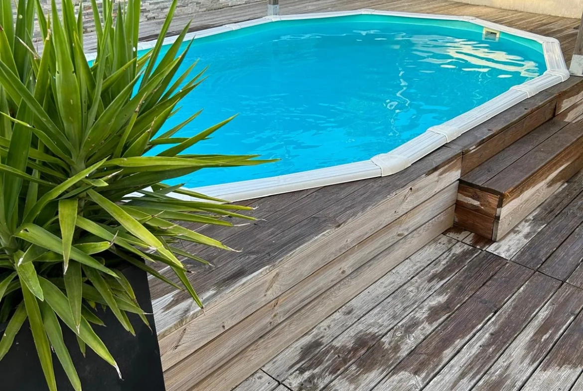 Maison avec jardin, piscine et panneaux solaires à Limoux 