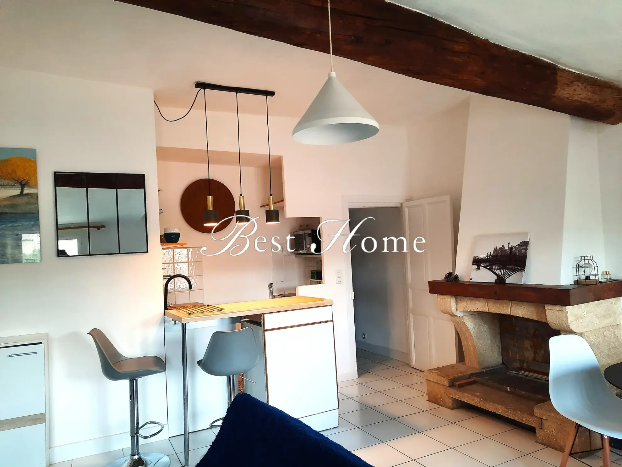 Appartement 2 pièces lumineux avec vue dans le centre de Nîmes à vendre 