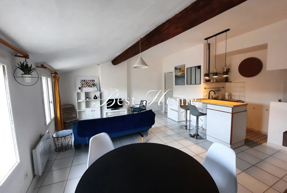 Appartement 2 pièces lumineux avec vue dans le centre de Nîmes à vendre 