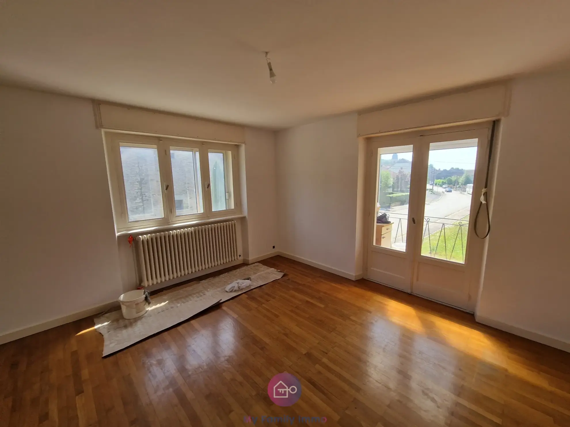 Maison à vendre avec potentiel exceptionnel à Pomoy (70) - Grand terrain et dépendances 