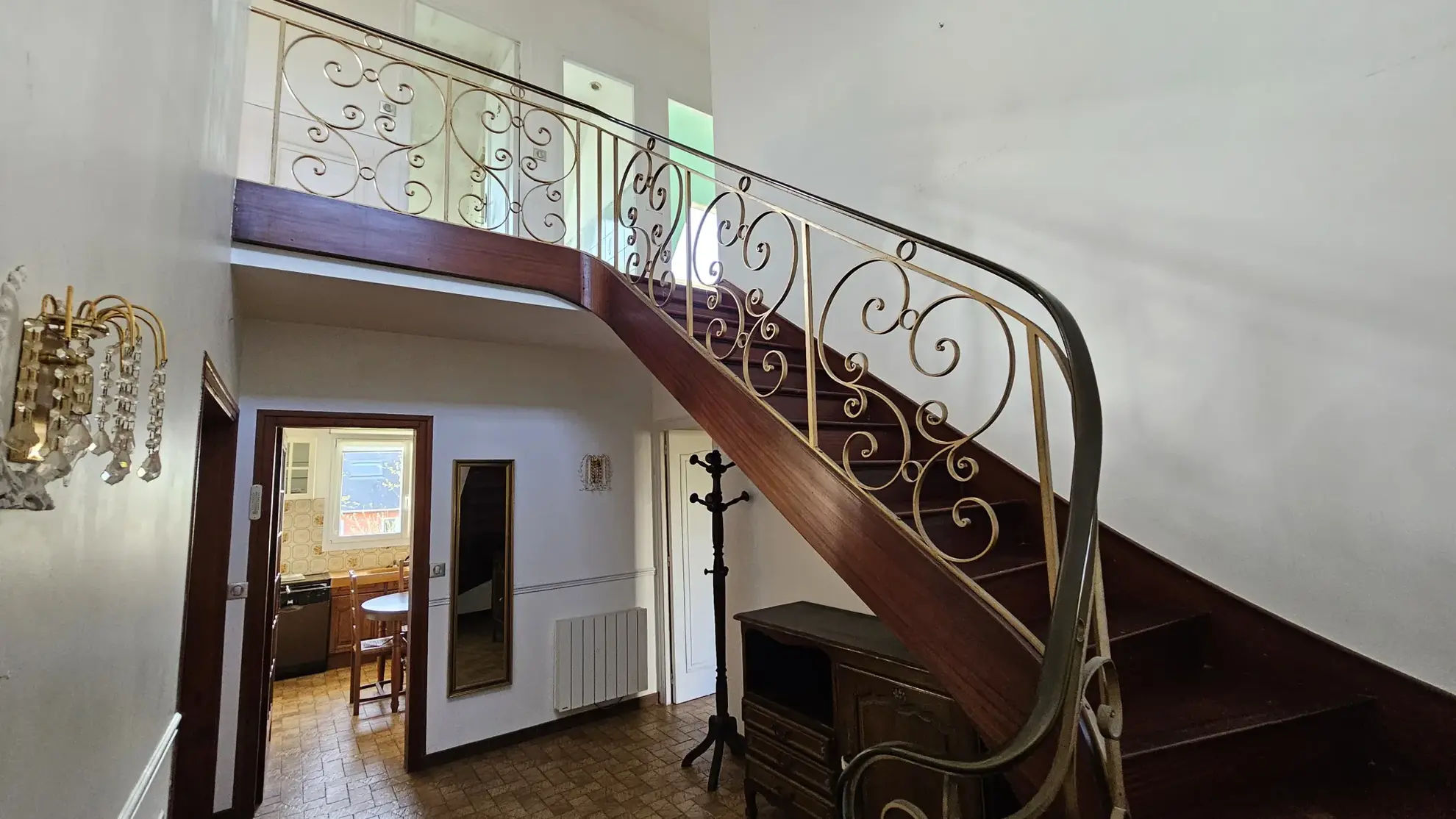 Maison néo-bretonne à proximité du centre-ville de Lanveoc – 4 chambres, grand volume 