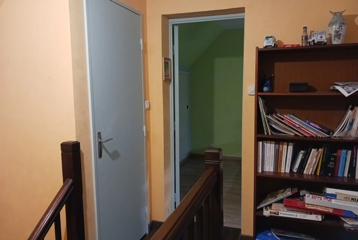 Maison de 98 m² à vendre à Condé-sur-Sarthe avec jardin et garage 