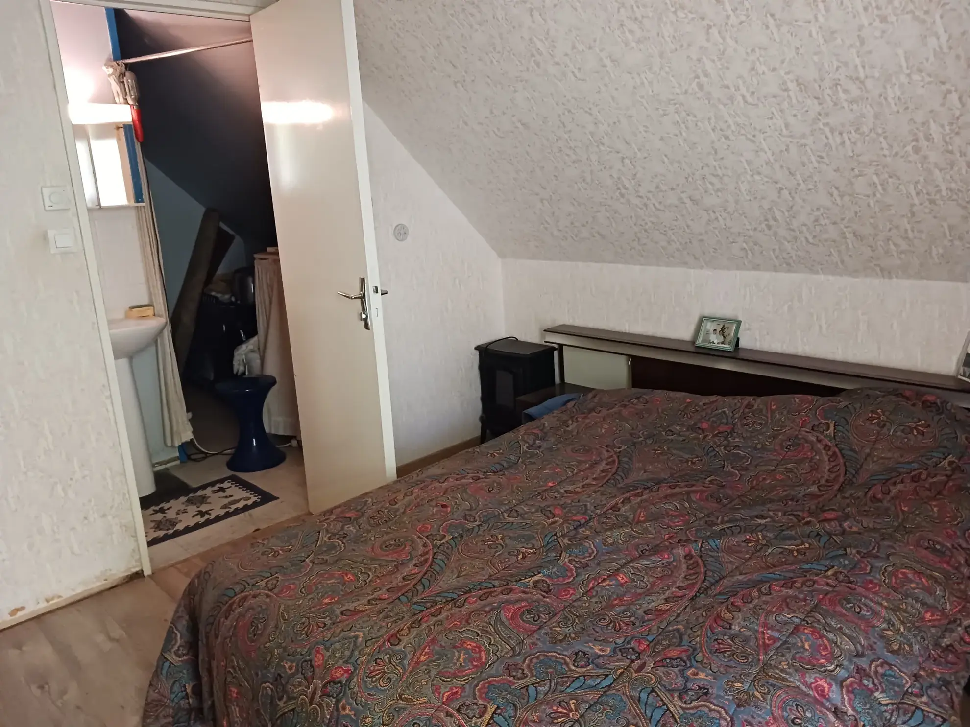 Maison de 98 m² à vendre à Condé-sur-Sarthe avec jardin et garage 