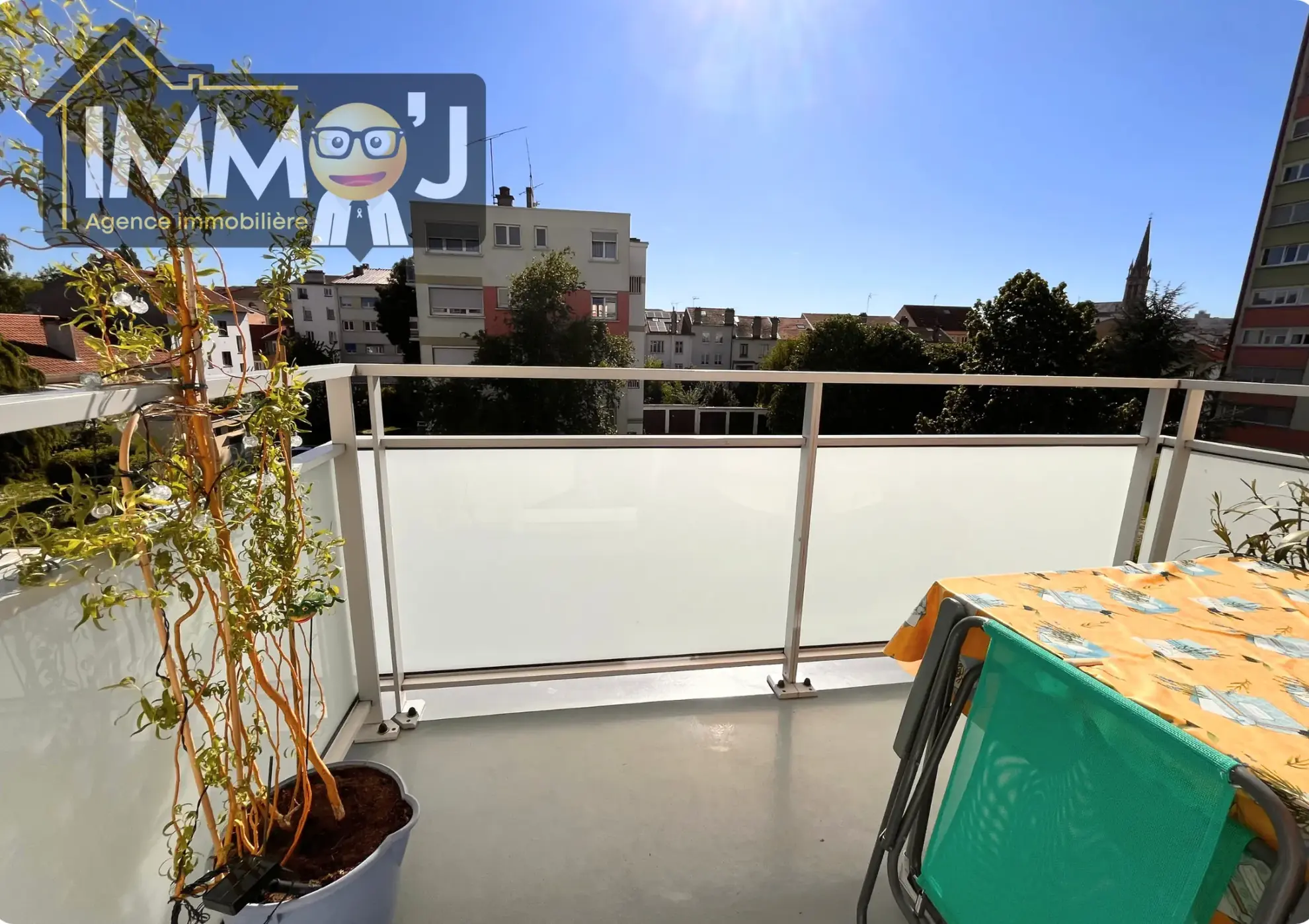 Appartement 3 chambres à Vandoeuvre-lès-Nancy avec garage et balcon 