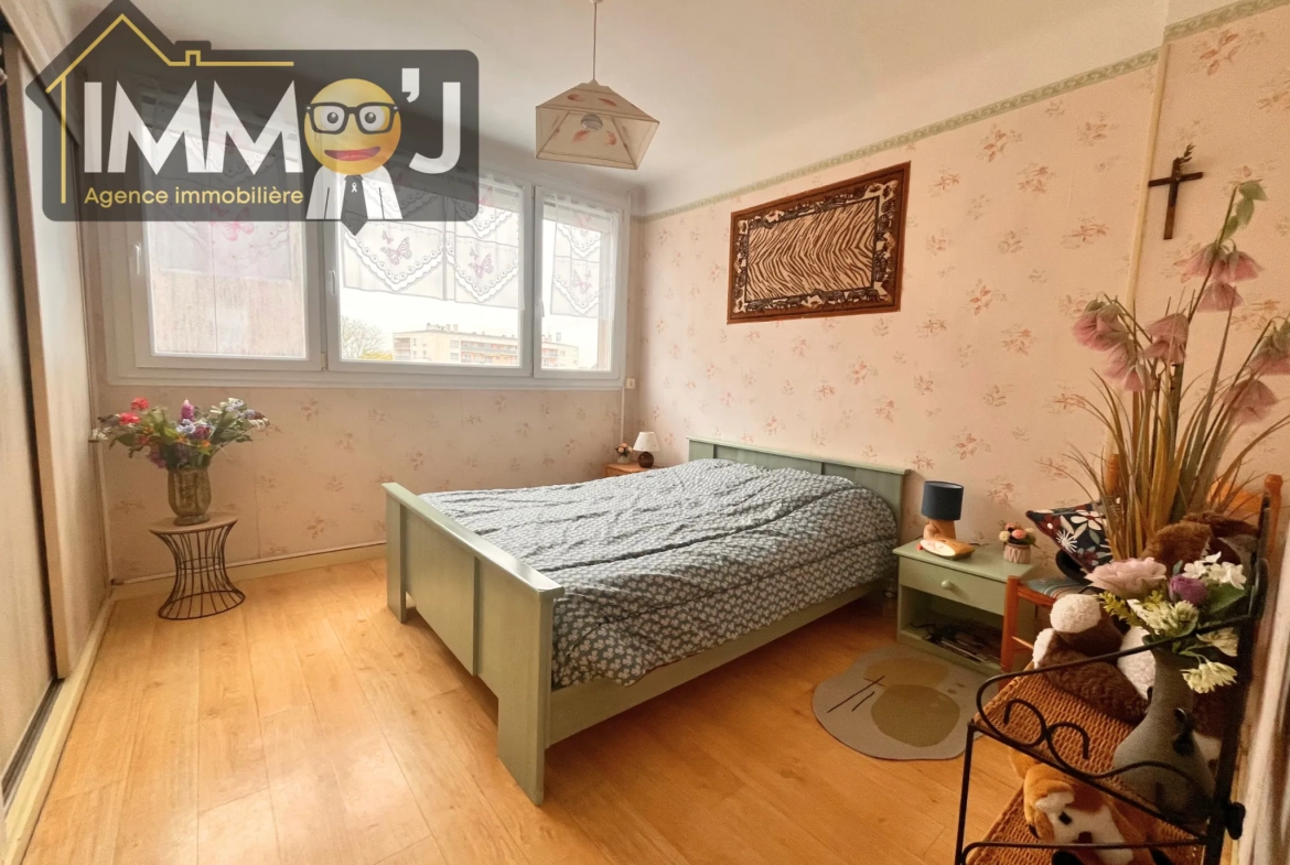 Appartement 3 chambres à Vandoeuvre-lès-Nancy avec garage et balcon 