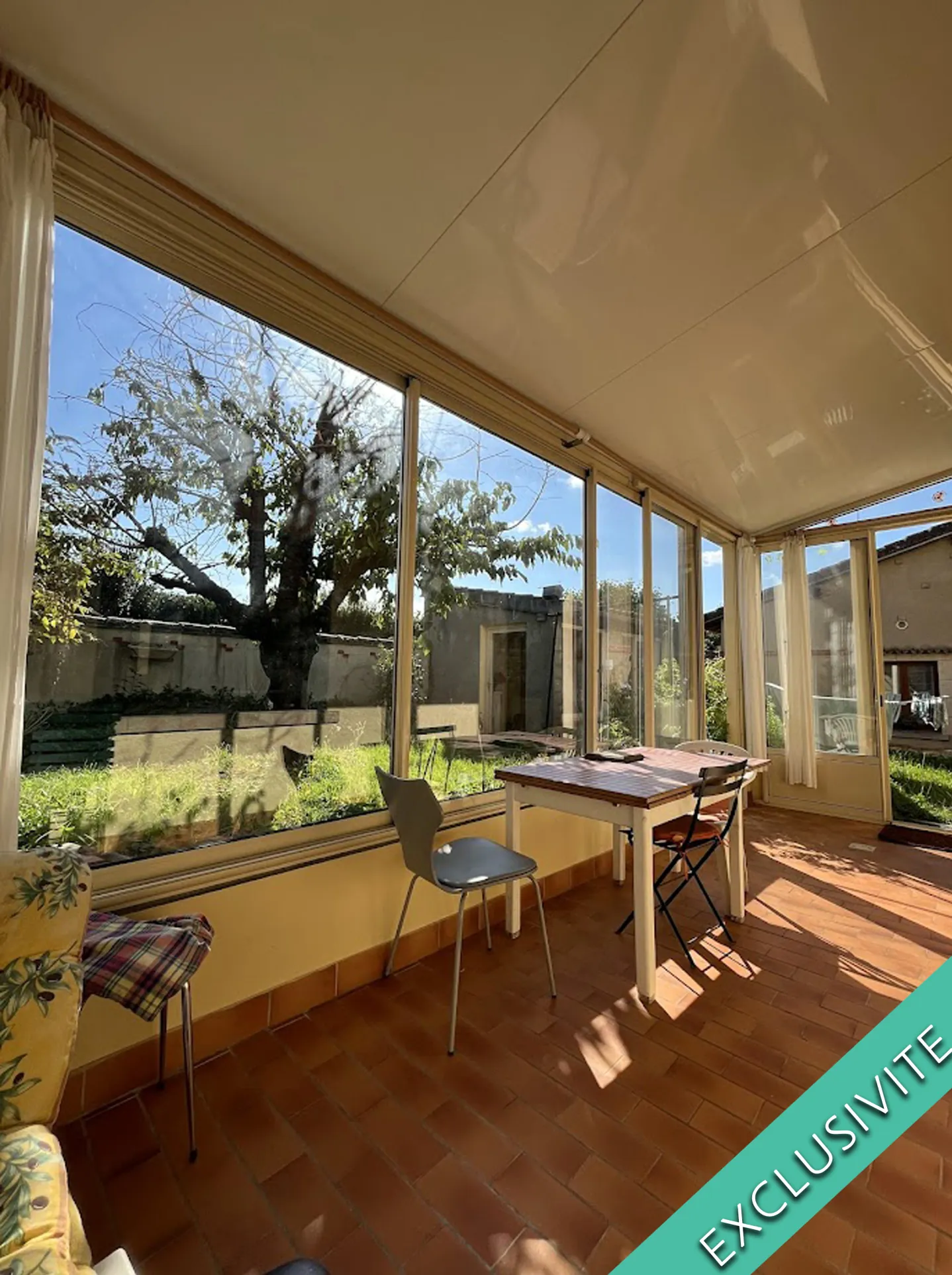 Maison à vendre en centre-ville de Fleurance avec jardin et 3 chambres 