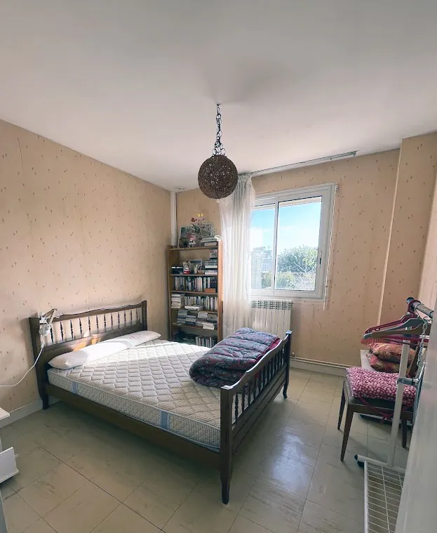 Maison à vendre en centre-ville de Fleurance avec jardin et 3 chambres 