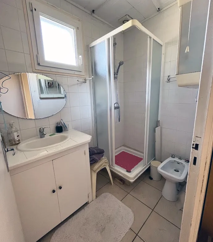 Maison à vendre en centre-ville de Fleurance avec jardin et 3 chambres 