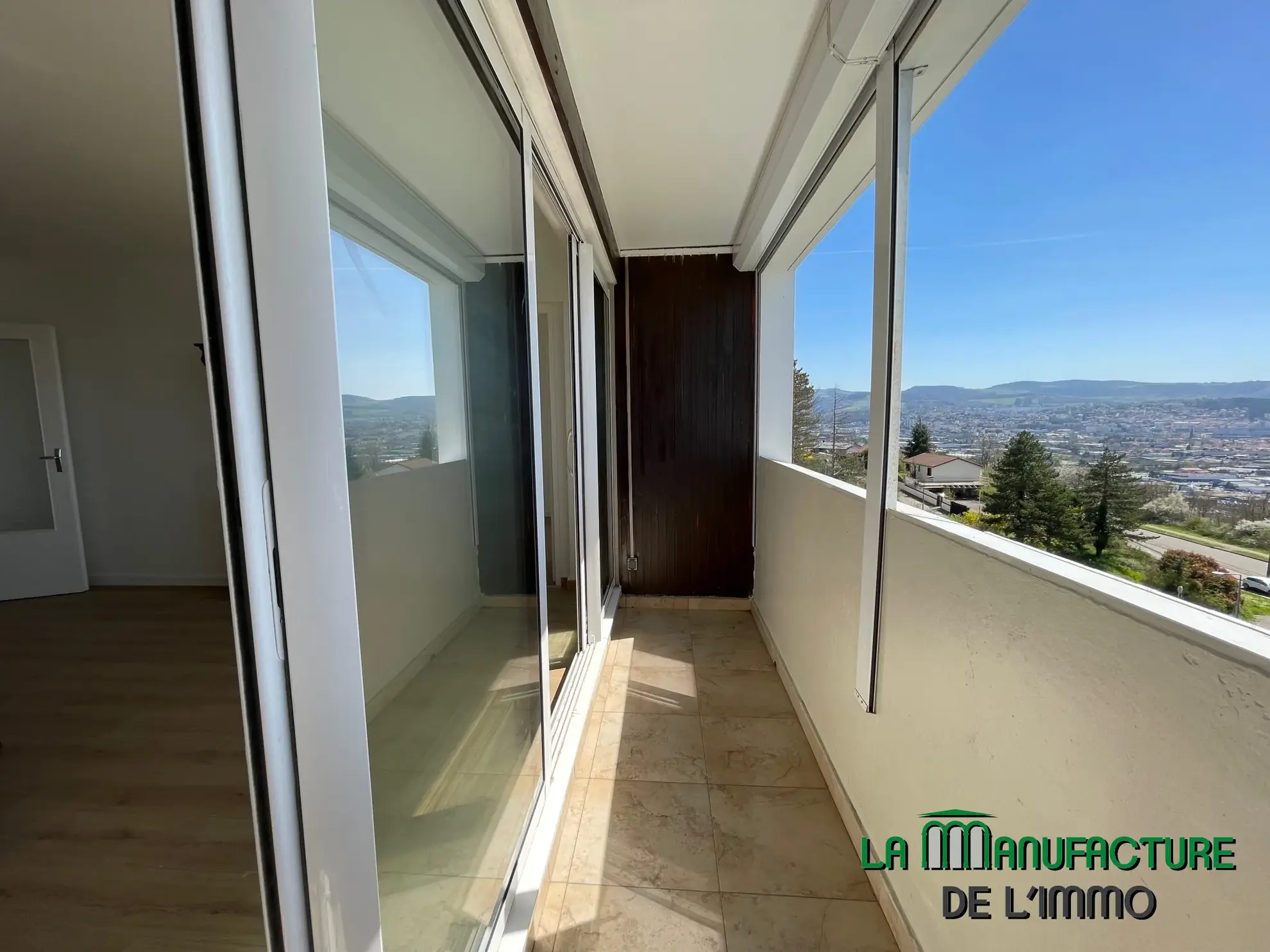 Appartement T2 rénové avec balcon et cave à Saint-Étienne - Montreynaud 