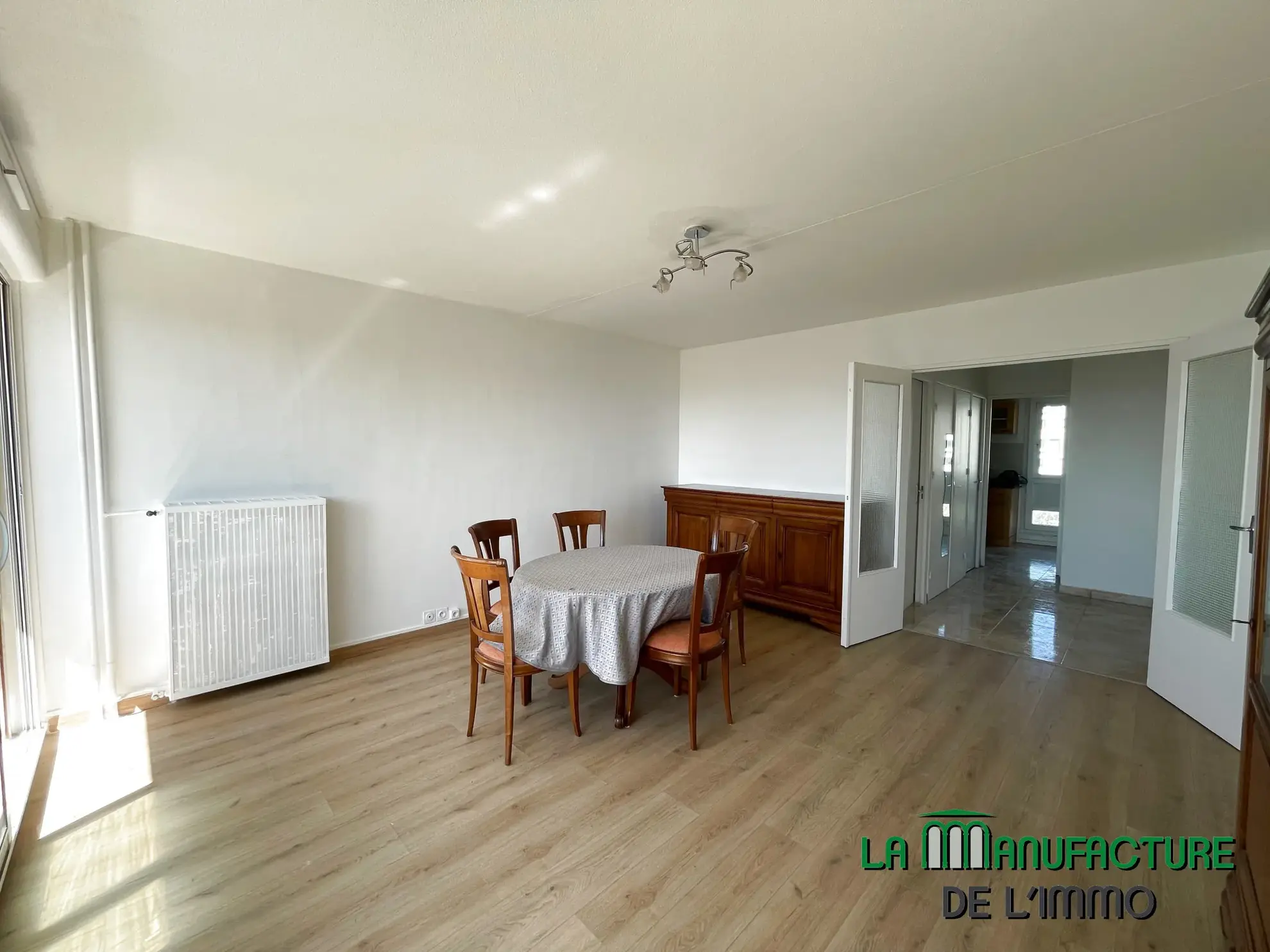 Appartement T2 rénové avec balcon et cave à Saint-Étienne - Montreynaud 