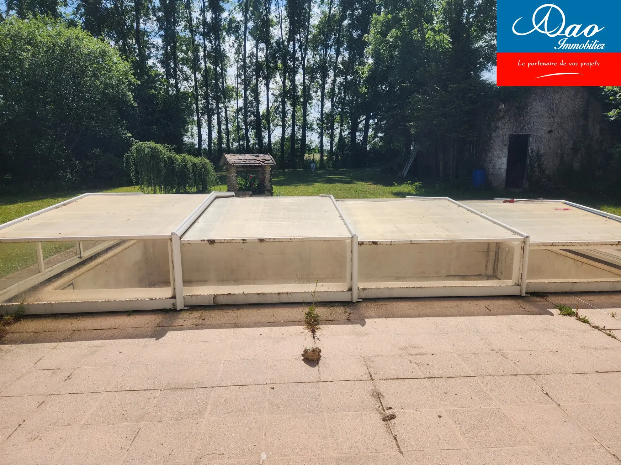 Maison de campagne avec piscine et grand terrain à Sormery, Yonne 