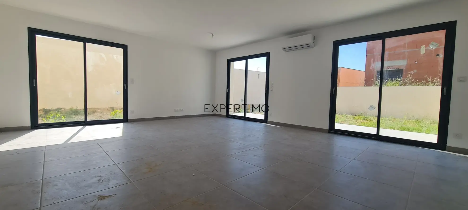 Belle villa RT2020 à Lespignan avec garage et 3 chambres 