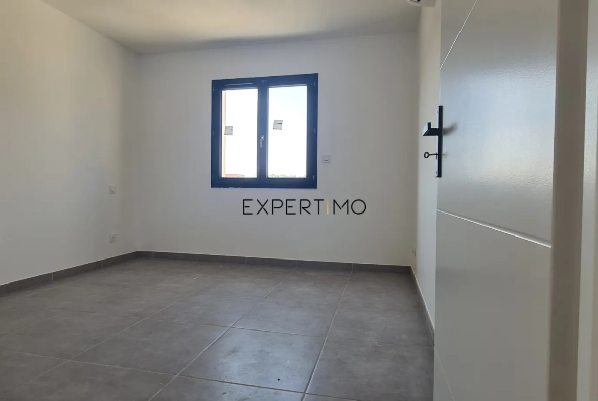 Belle villa RT2020 à Lespignan avec garage et 3 chambres 