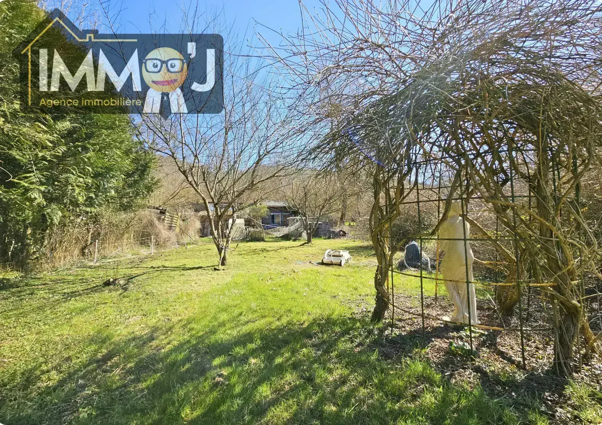 Maison à Maron de 4 pièces avec jardin, terrasse et dépendances à vendre près de Nancy 