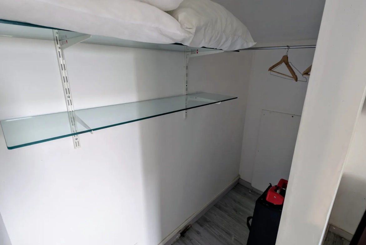 Bel appartement T4 à Troyes avec vue sur la cathédrale, lumineux et rénové 