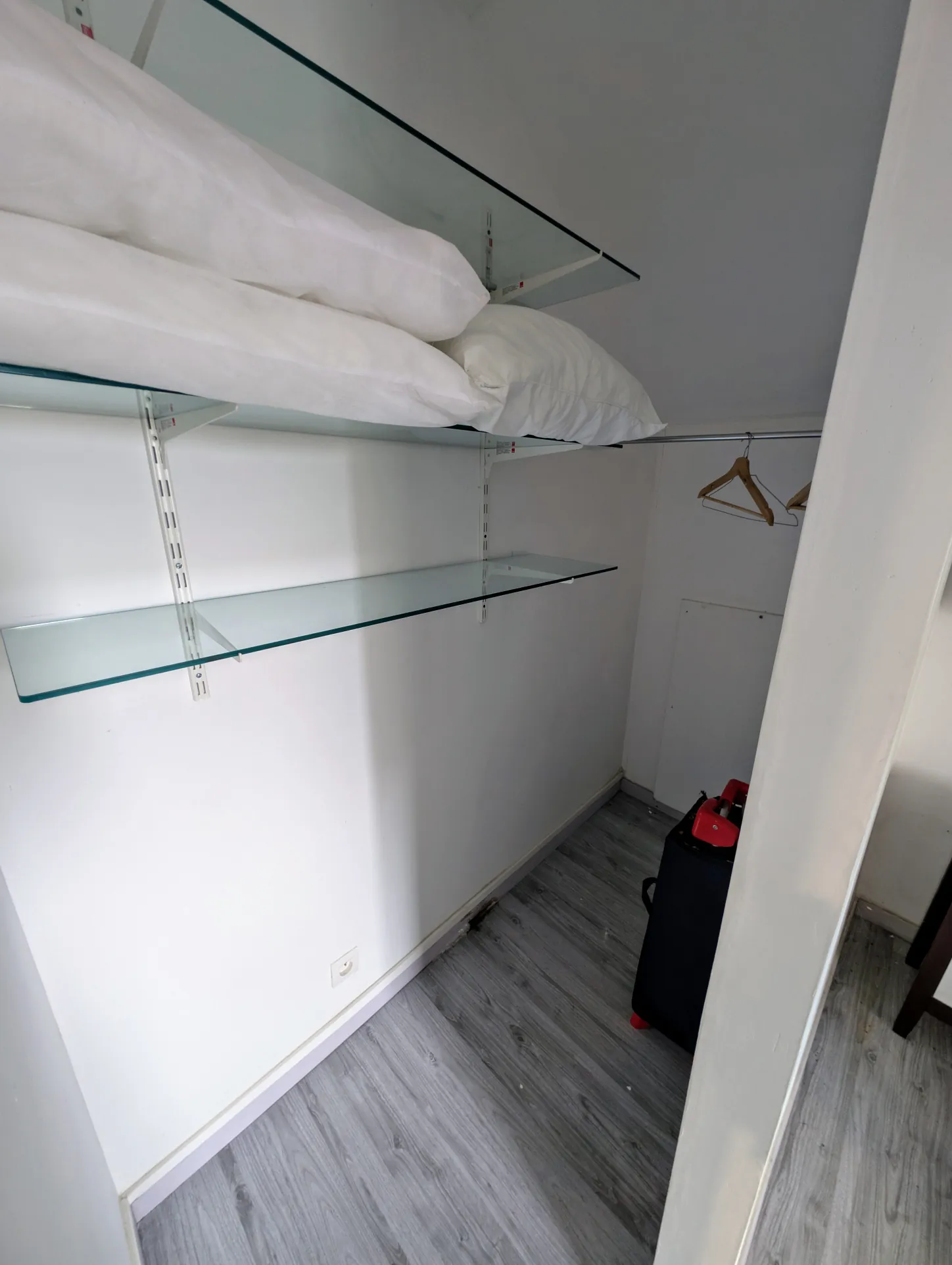 Bel appartement T4 à Troyes avec vue sur la cathédrale, lumineux et rénové 