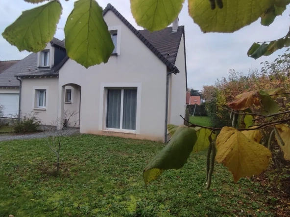 Maison 5 chambres avec jardin à Mer - Confort moderne et proximité urbanisée