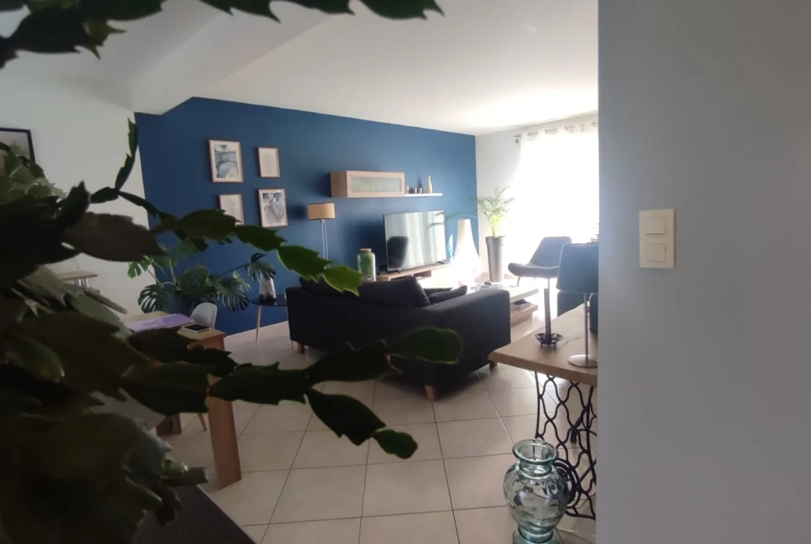 Maison 5 chambres avec jardin à Mer - Confort moderne et proximité urbanisée 