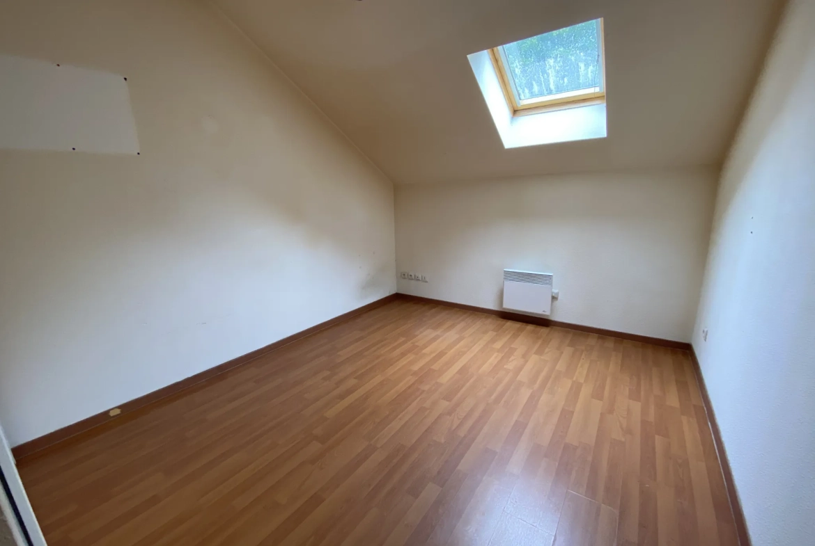 Appartement F3 à vendre à Creutzwald – Investissement locatif avec balcon et parking 