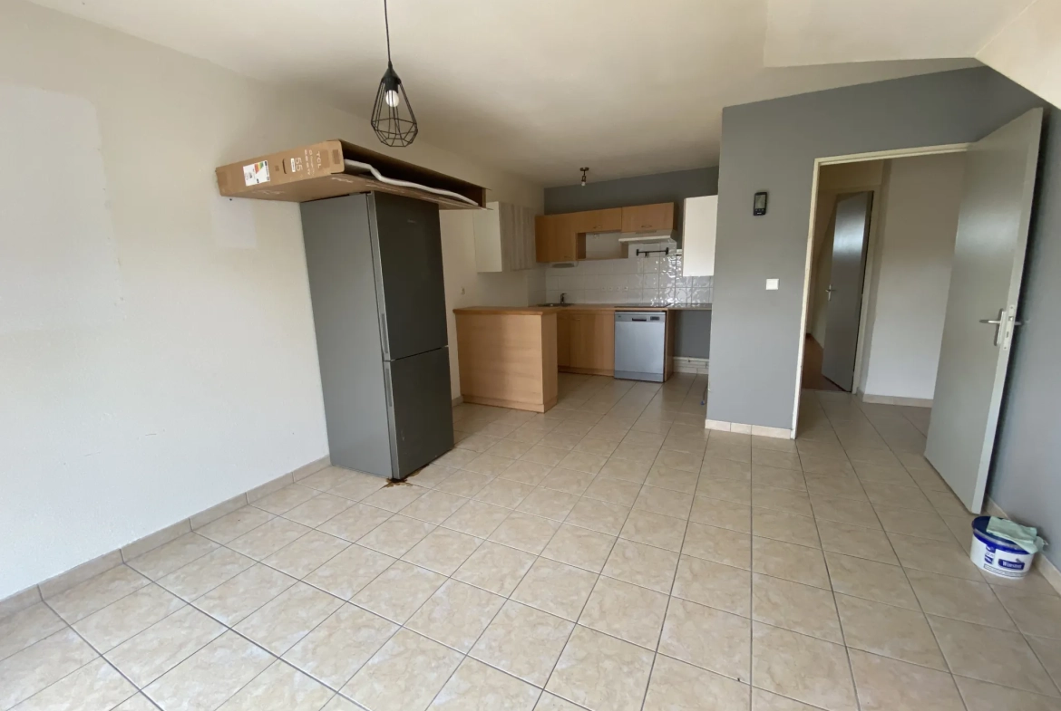 Appartement F3 à vendre à Creutzwald – Investissement locatif avec balcon et parking 