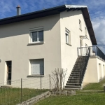 Grande maison de 208m² avec appartement indépendant à Routelle proche Saint Vit