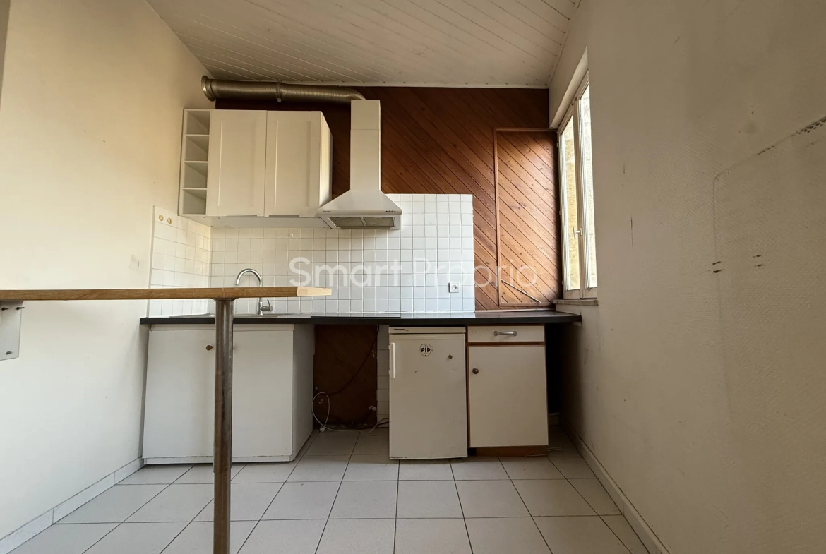 Appartement 2 pièces lumineux de 56 m² au centre-ville de Bordeaux 