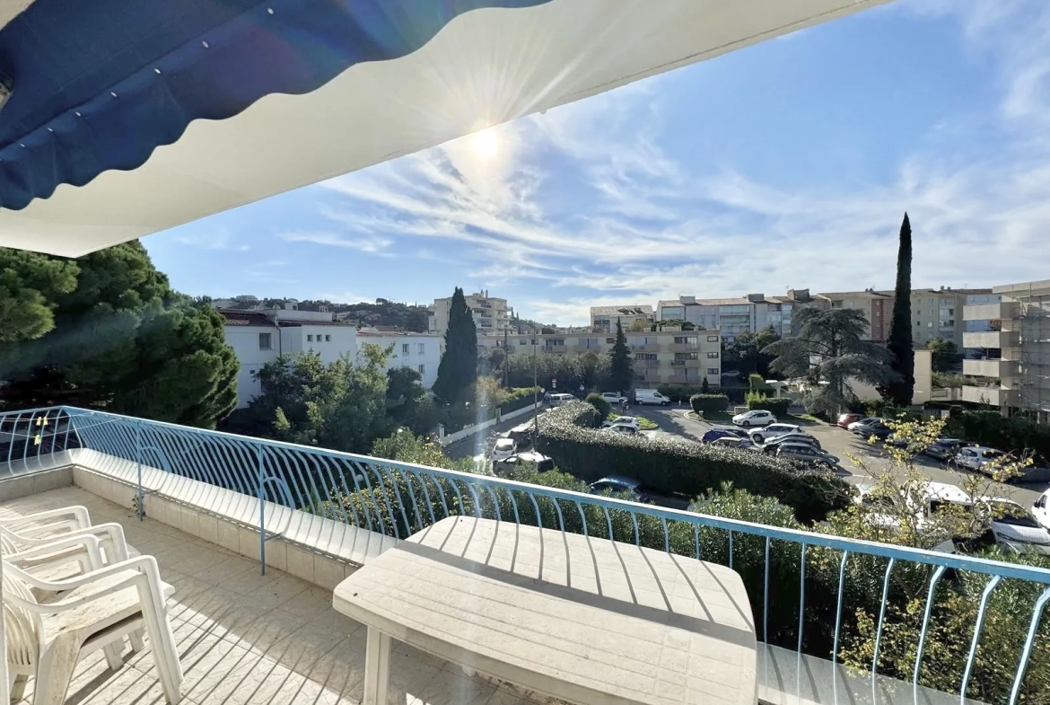 Appartement 3 pièces lumineux de 66 m² à Saint Raphaël, proche centre-ville 