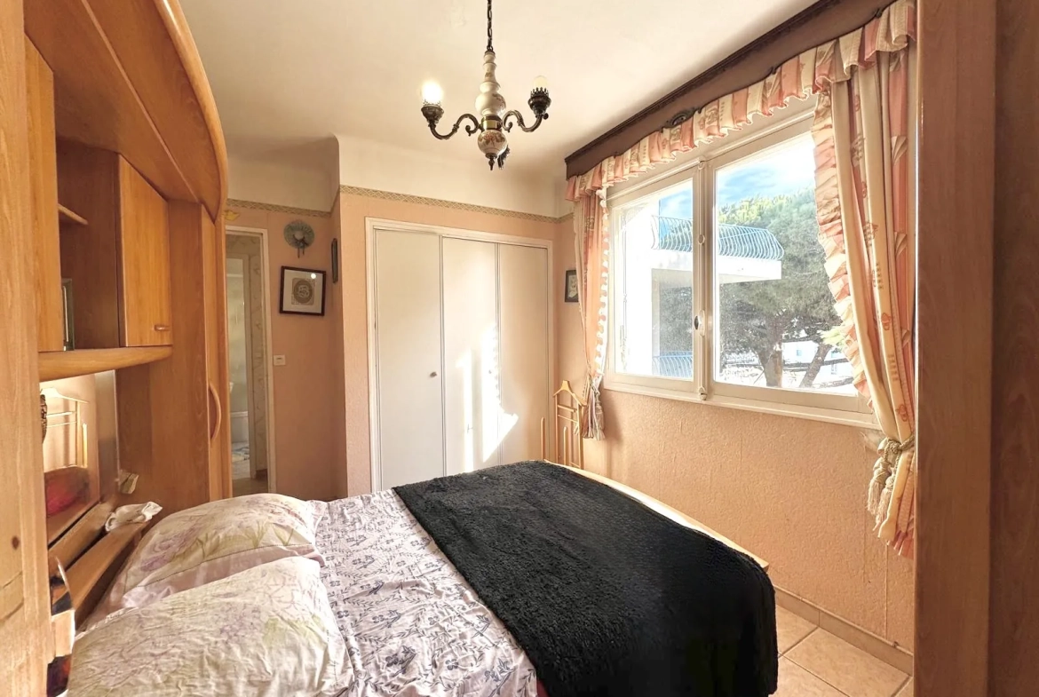 Appartement 3 pièces lumineux de 66 m² à Saint Raphaël, proche centre-ville 