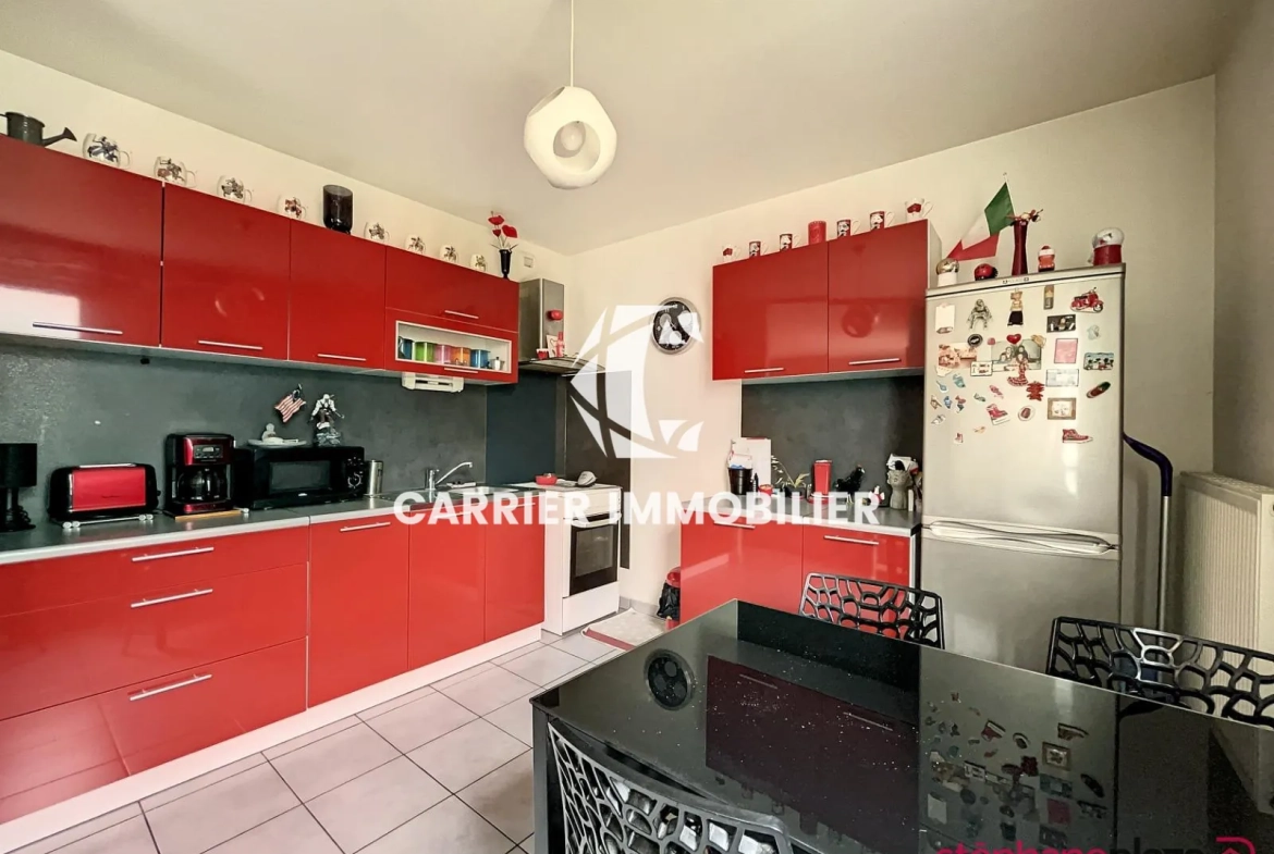 Appartement T1 bis avec balcon à Lyon 8, quartier Bachut 