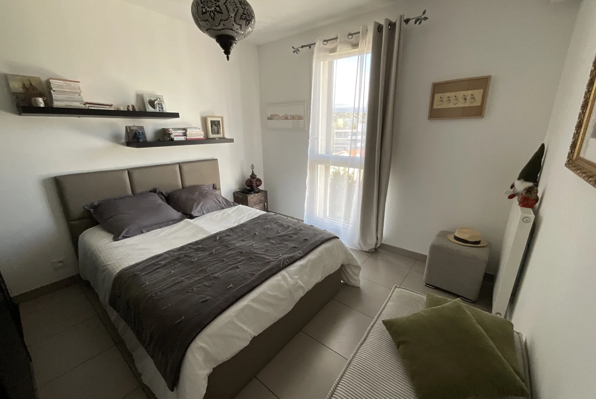 Appartement 2 pièces avec terrasse à Cagnes-sur-Mer dans résidence récente 