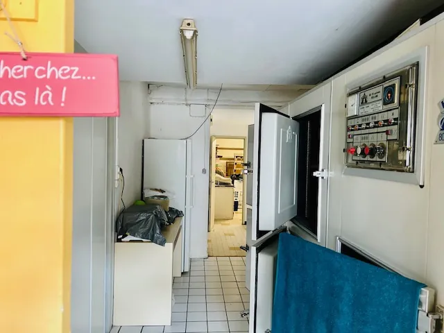 Immeuble à vendre à Rabastens de Bigorre avec local commercial et habitation 