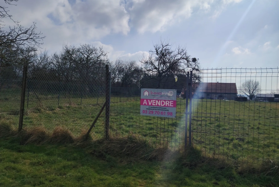 Terrain à bâtir à Moulotte avec grande façade de 26 m – Idéal pour votre construction 