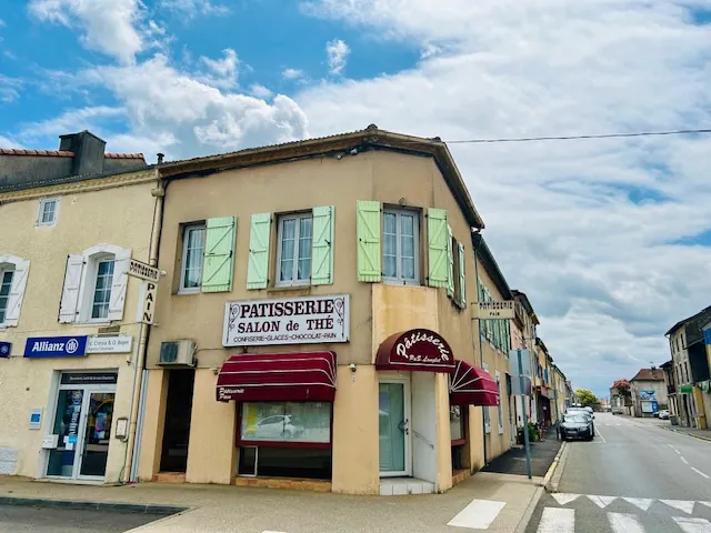 Immeuble à vendre à Rabastens de Bigorre avec local commercial et habitation 