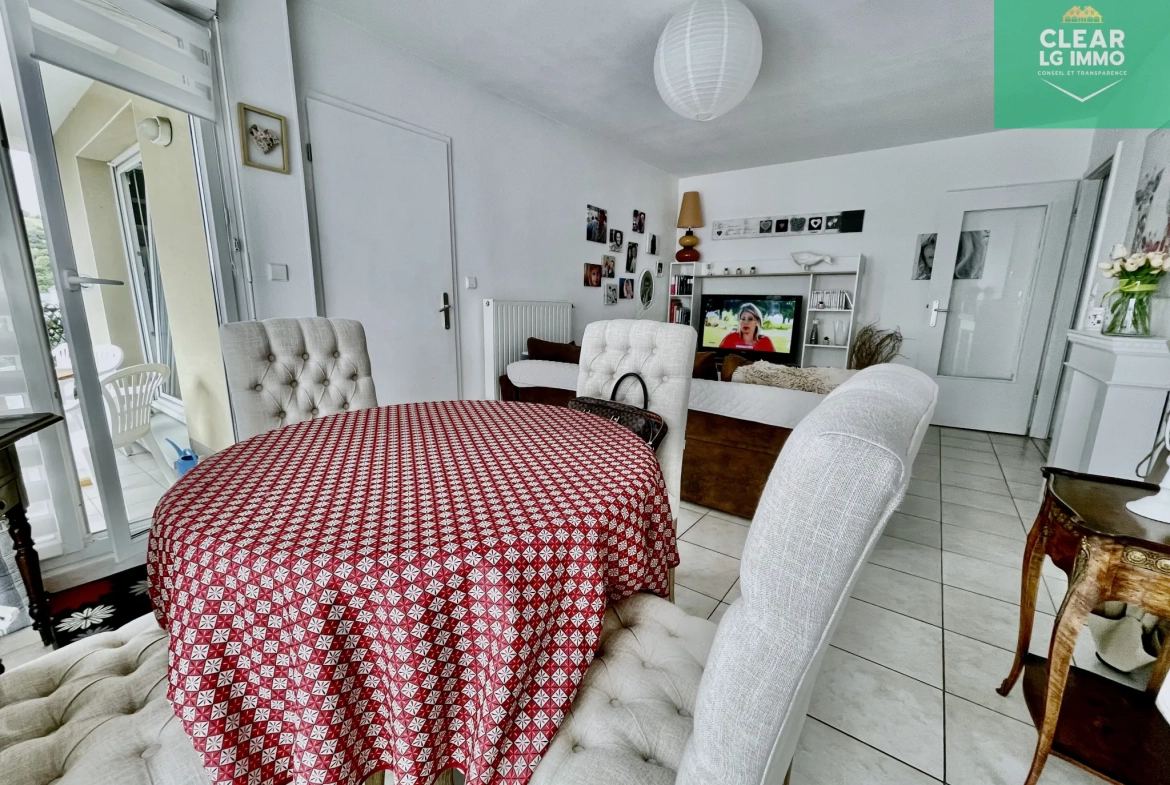 Investissement appartement 2 pièces avec terrasse et parking à Clouange 
