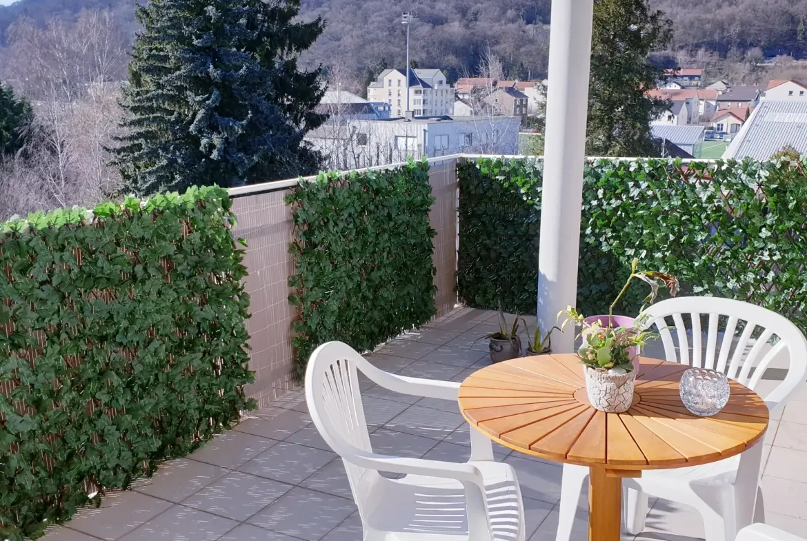 Investissement appartement 2 pièces avec terrasse et parking à Clouange 