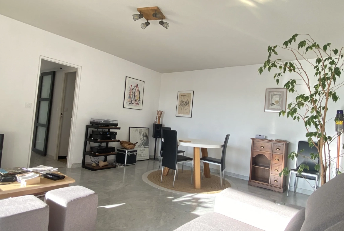 Appartements 3 Pièces à Vendre à Corbeil-Essonnes - 50,78 m2 