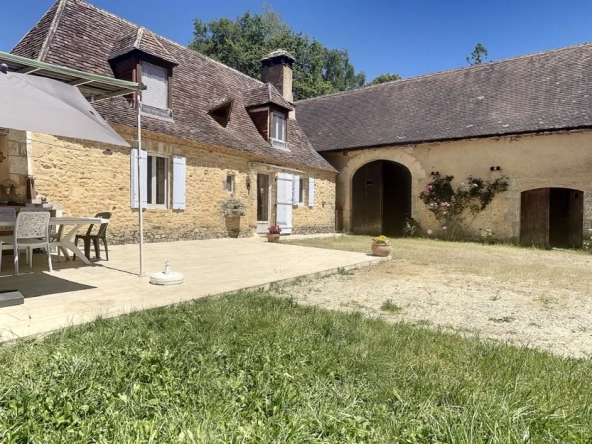 Charmante maison périgourdine au cœur du Périgord noir proche du Bugue