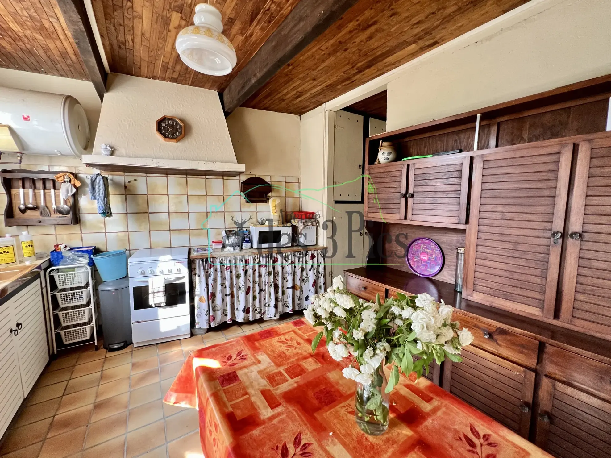 Maison en pierre avec vue montagne et rivière en Vallée de l'Arbas 
