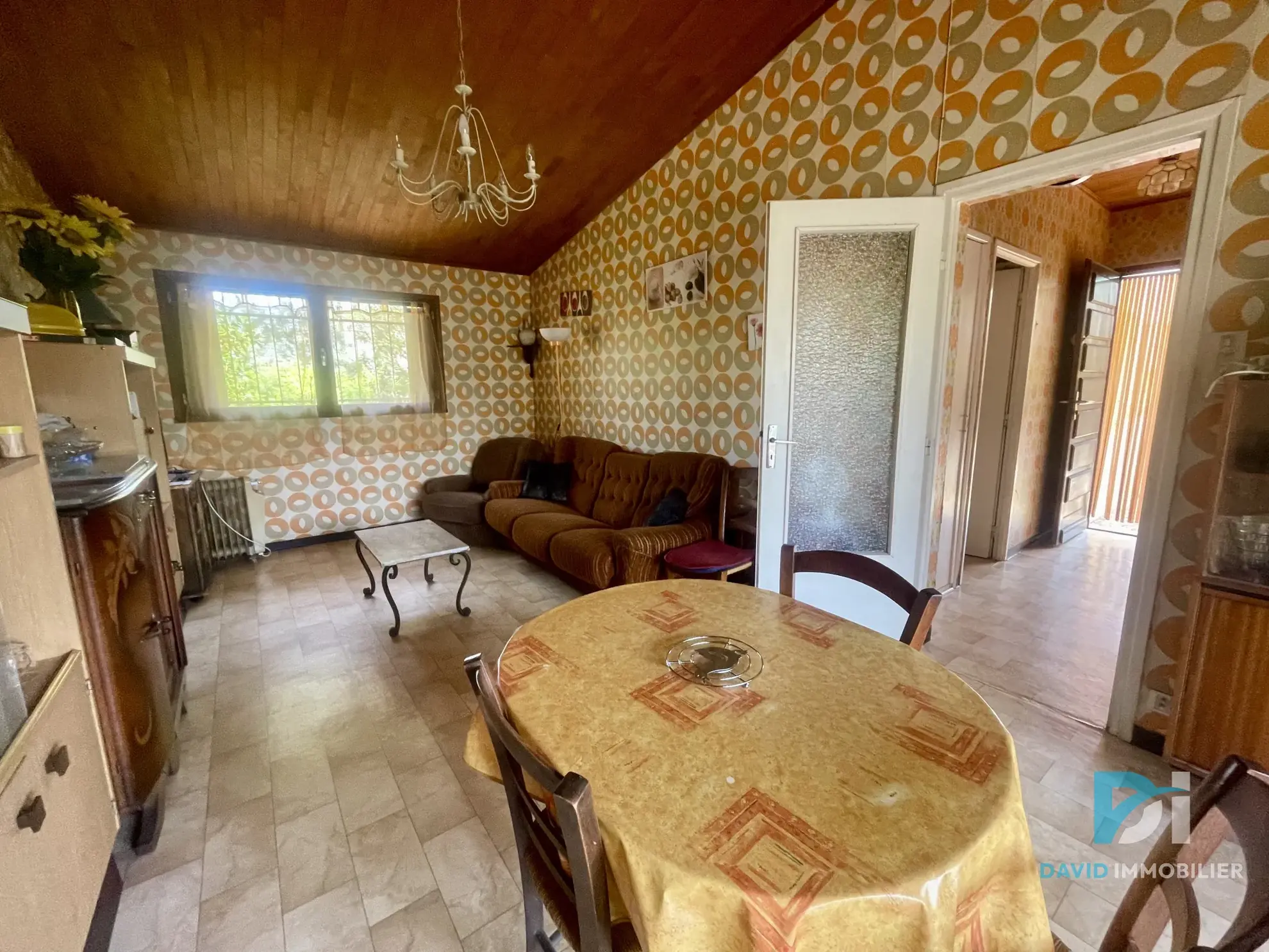 Villa à Vias Plage à quelques mètres de la plage avec dépendance et grand terrain 