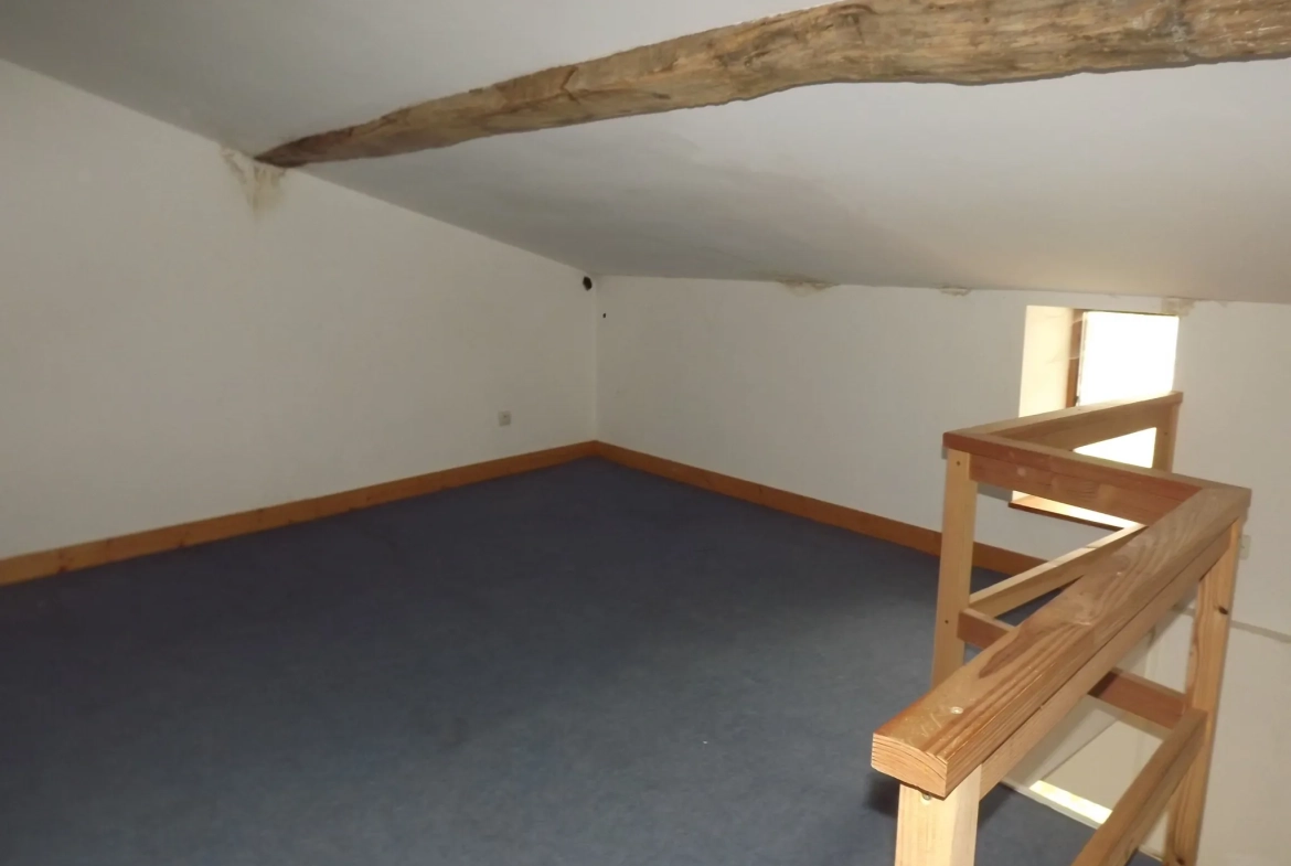 Maison de village à Vauban de 150 m² avec jardin et garage 