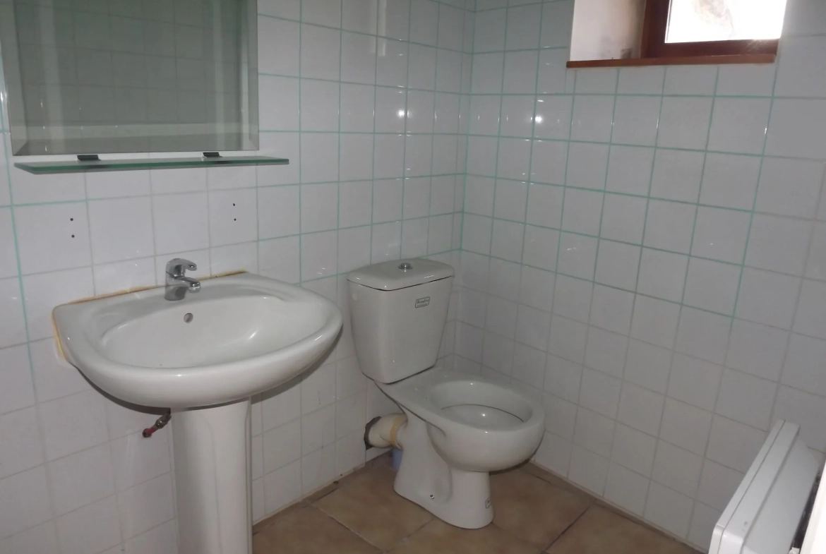 Maison de village à Vauban de 150 m² avec jardin et garage 