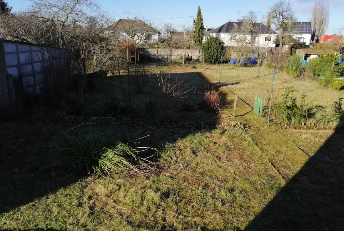 Pavillon indépendant à Vauzelles avec grand jardin, 2 chambres et sous-sol aménagé 