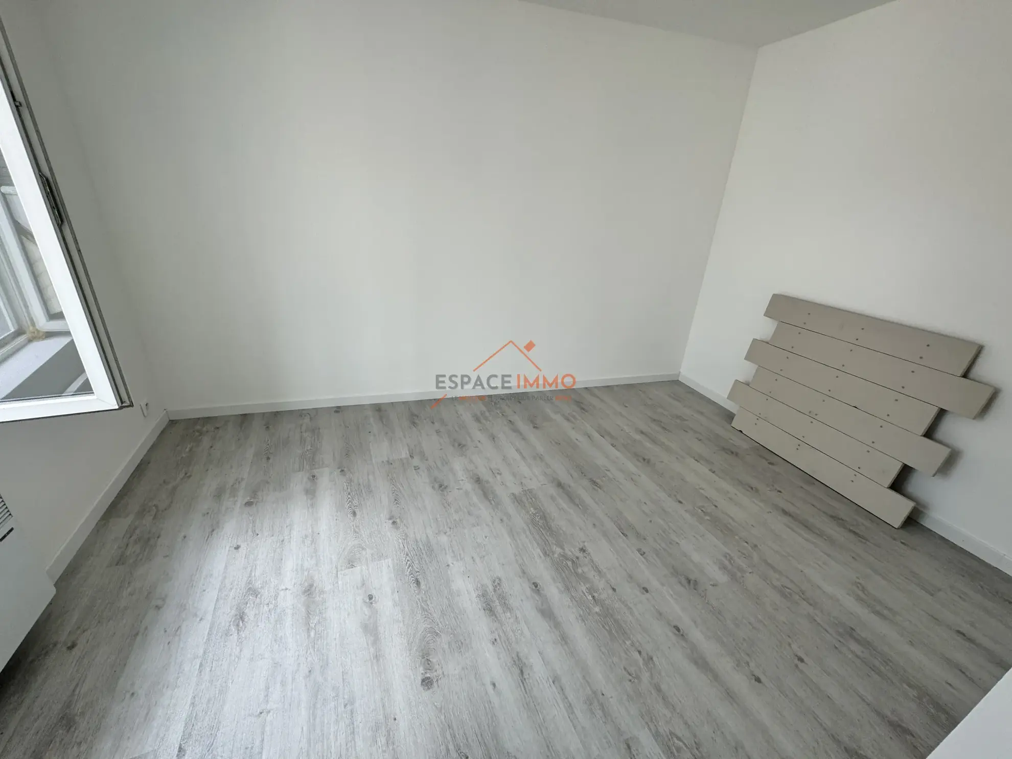 Maison rénovée à Haveluy avec jardin, 2 chambres, idéale pour premier achat ou investissement - Classe énergie E 