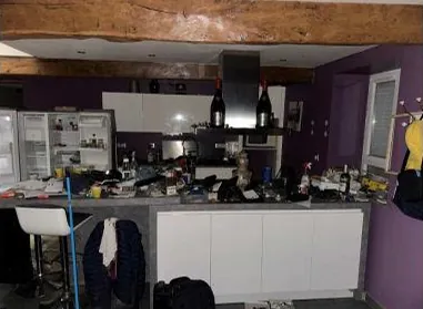 Maison T3 à Chevrières de 99m² en vente aux enchères à 30 000 euros 